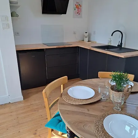 Calme Dans Maisonnette